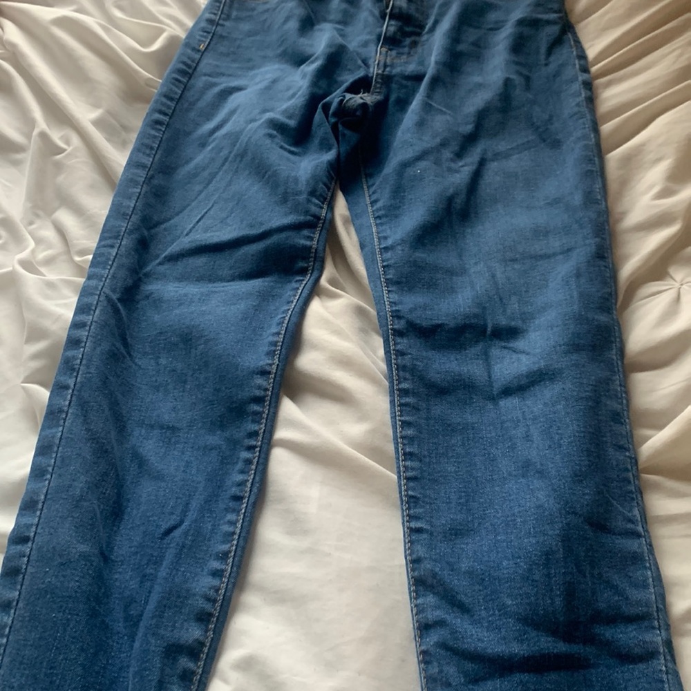 Forever 21 High rise skinny jeans medium denim size 27. UNWORN